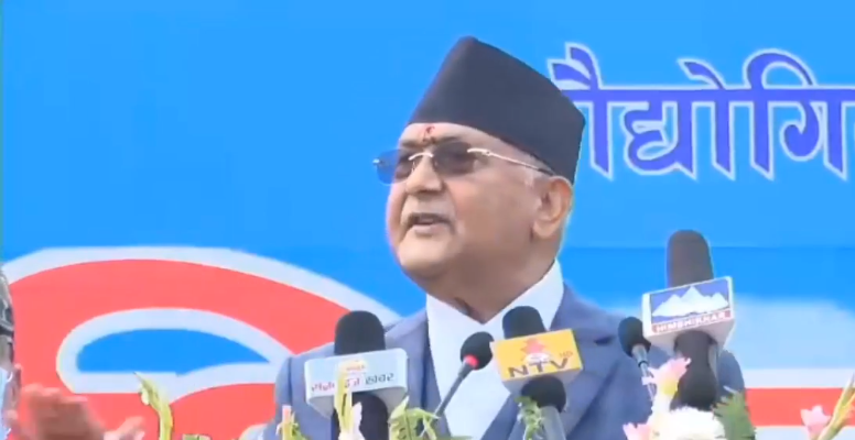 प्रधानमन्त्रीको चुनौती : अविश्वास प्रस्तावबाट हटाएर देखाउनुस्, दुई तिहाइ लिएर आइदिन्छु